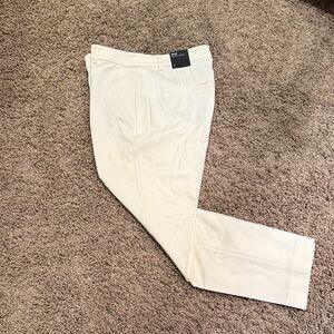 White House Black Market NWT Cream Women’s Elle Skinny Ankle Pants  Size 8